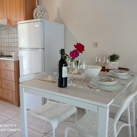 Drosostalia דירה