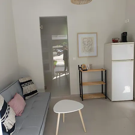 Drosostalia Λευκάδα