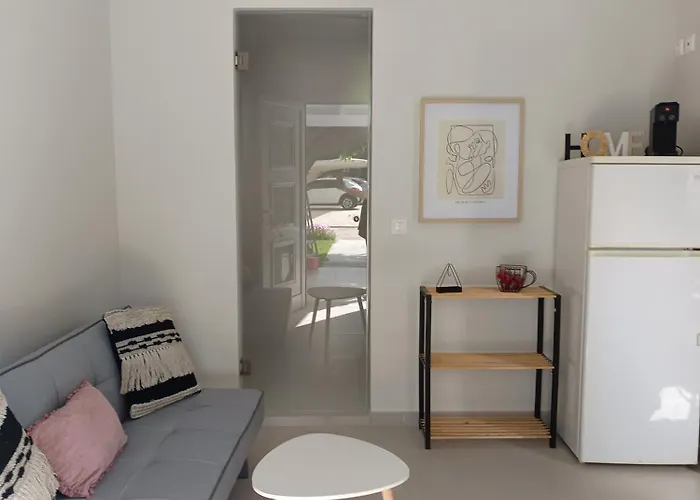 Drosostalia * Lefkada City